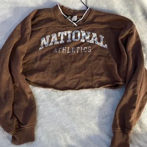 H&M national athletics brown crop top